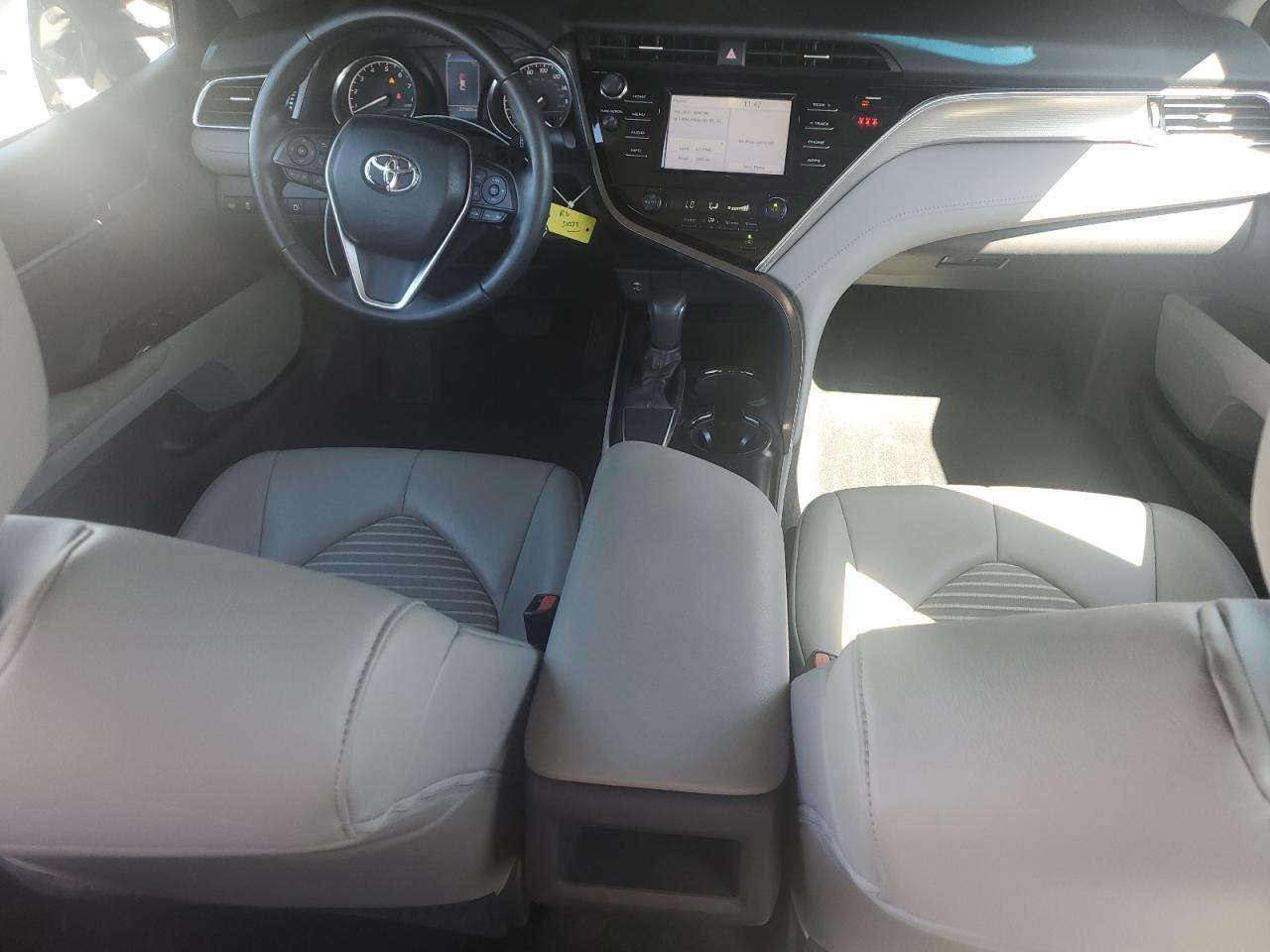 2018 Toyota Camry L VIN: 4T1B11HK2JU045223 Lot: 86314095