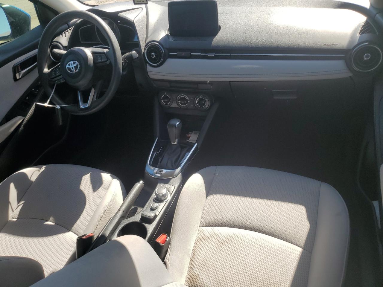 2019 Toyota Yaris L VIN: 508704 Lot: 85345895