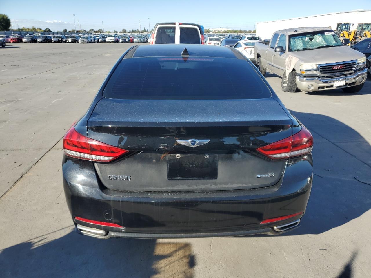 2016 Hyundai Genesis 3.8L - All Wheel Drive VIN: KMHGN4JE0GU141652 Lot: 86134325