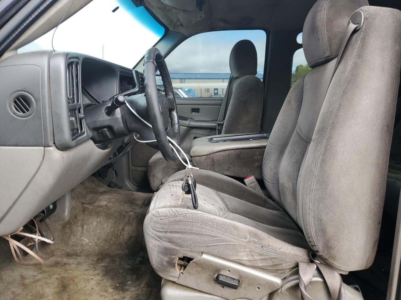 2004 Chevrolet Tahoe K1500 VIN: 1GNEK13V04J216600 Lot: 86247535