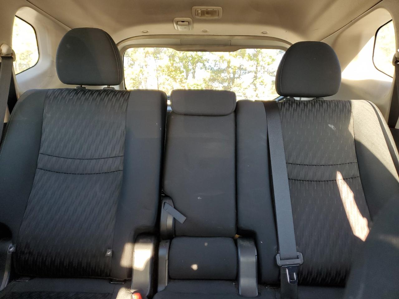 2019 Nissan Rogue S VIN: 5N1AT2MV6KC814745 Lot: 85567745