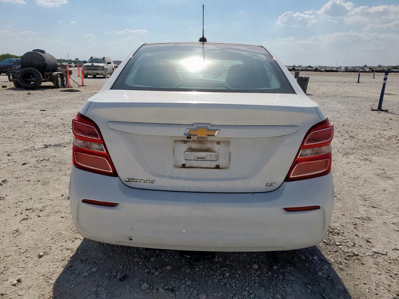 2017 Chevrolet Sonic Lt VIN: 1G1JD5SH0H4124081 Lot: 84954635