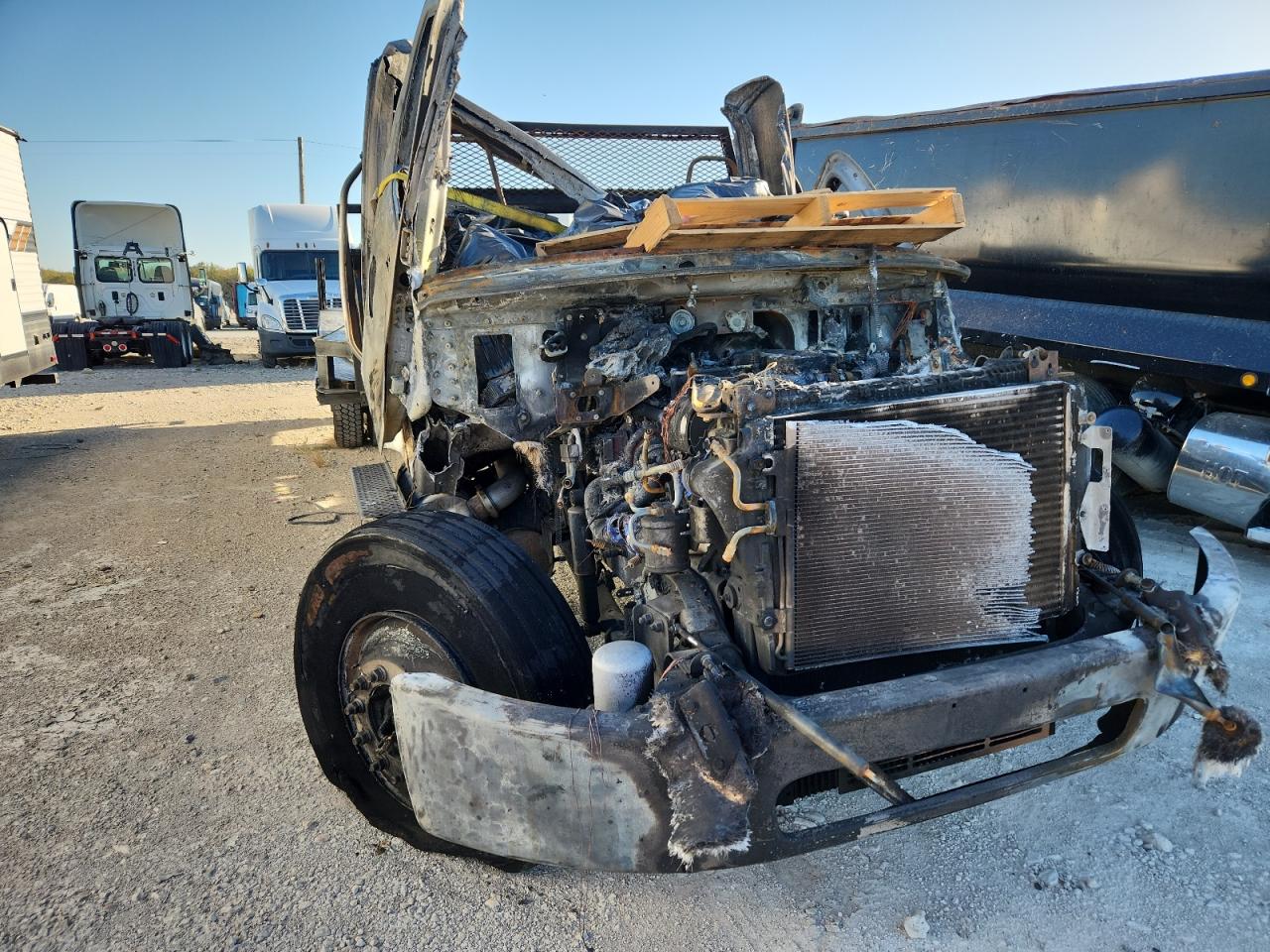 2016 Freightliner M2 Business Class Flatbed Truck VIN: 3ALACWDT5GDHG2537 Lot: 87045045