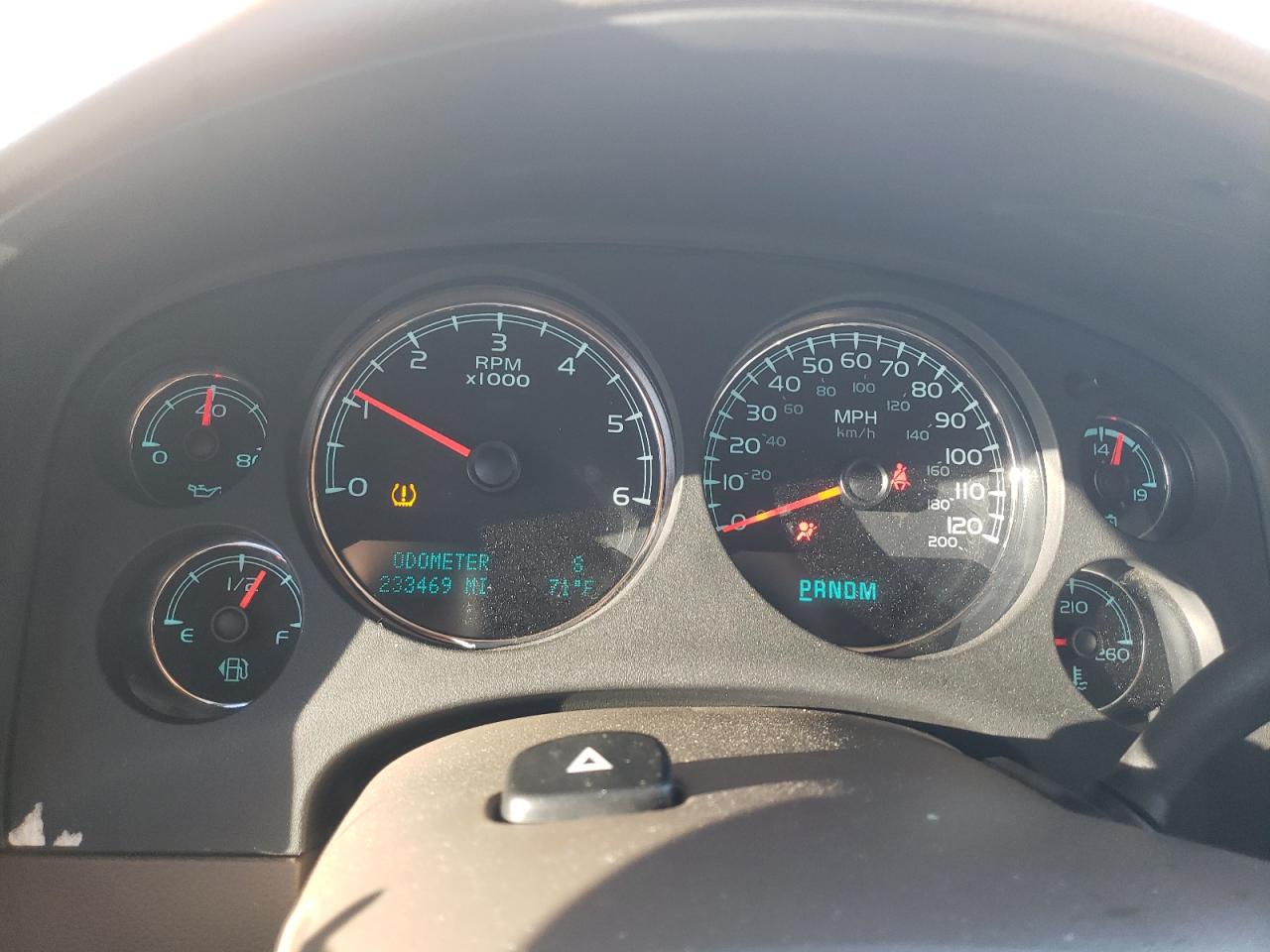 2013 Chevrolet Tahoe K1500 Lt VIN: 1GNSKBE05DR343788 Lot: 90511385