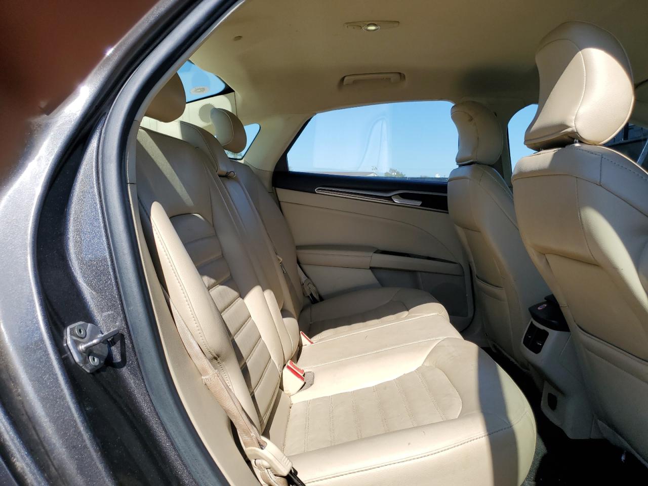 2015 Ford Fusion Se Hybrid VIN: 3FA6P0LUXFR202394 Lot: 84601655