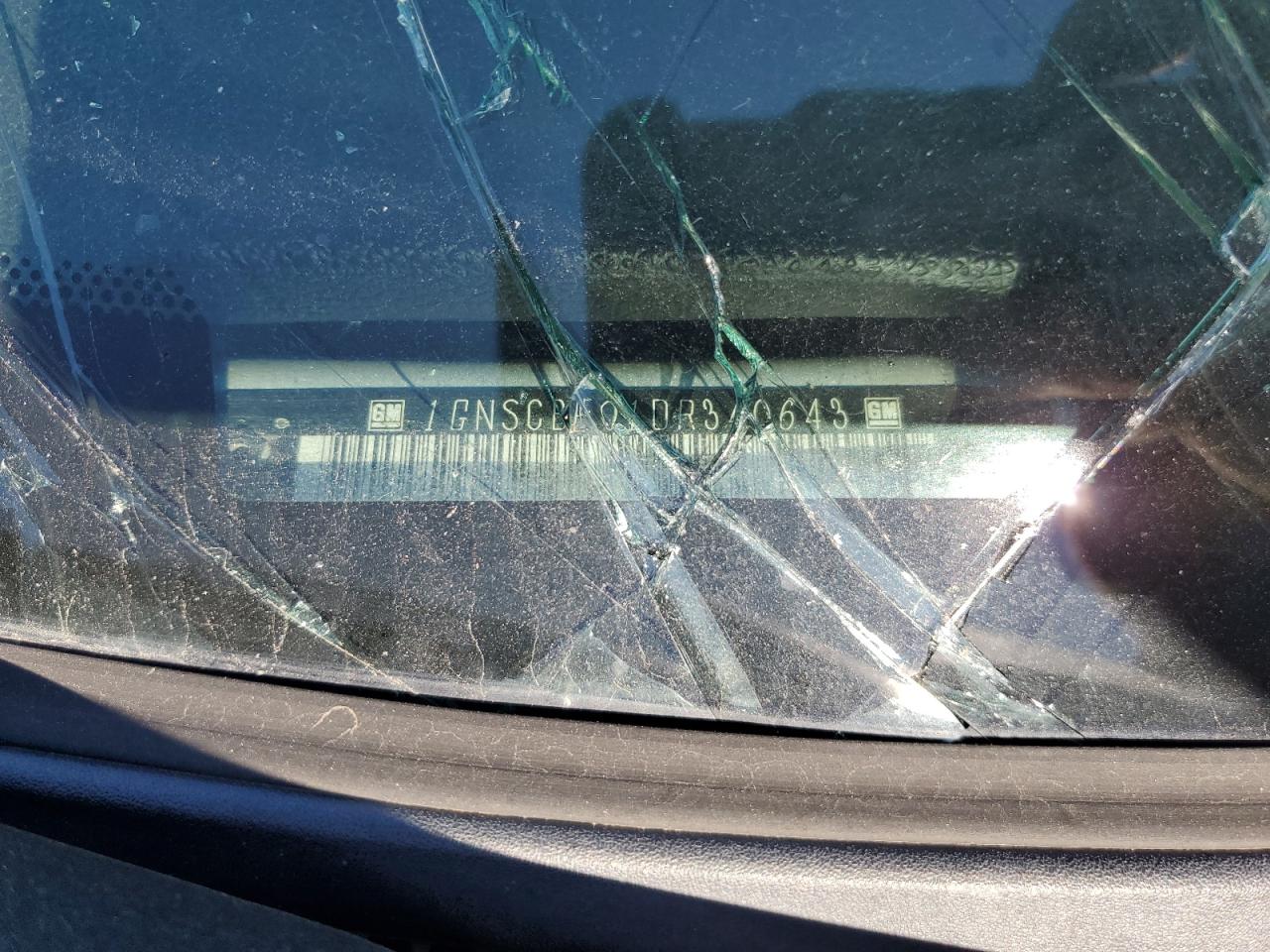 2013 Chevrolet Tahoe C1500 Lt VIN: 1GNSCBE01DR340643 Lot: 82448925