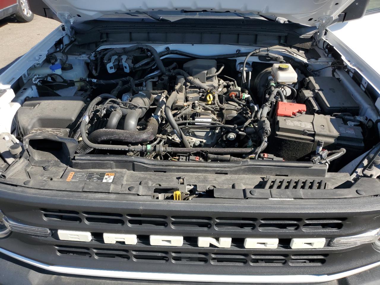 2022 Ford Bronco Base VIN: 1FMDE5BH6NLB72697 Lot: 85388465