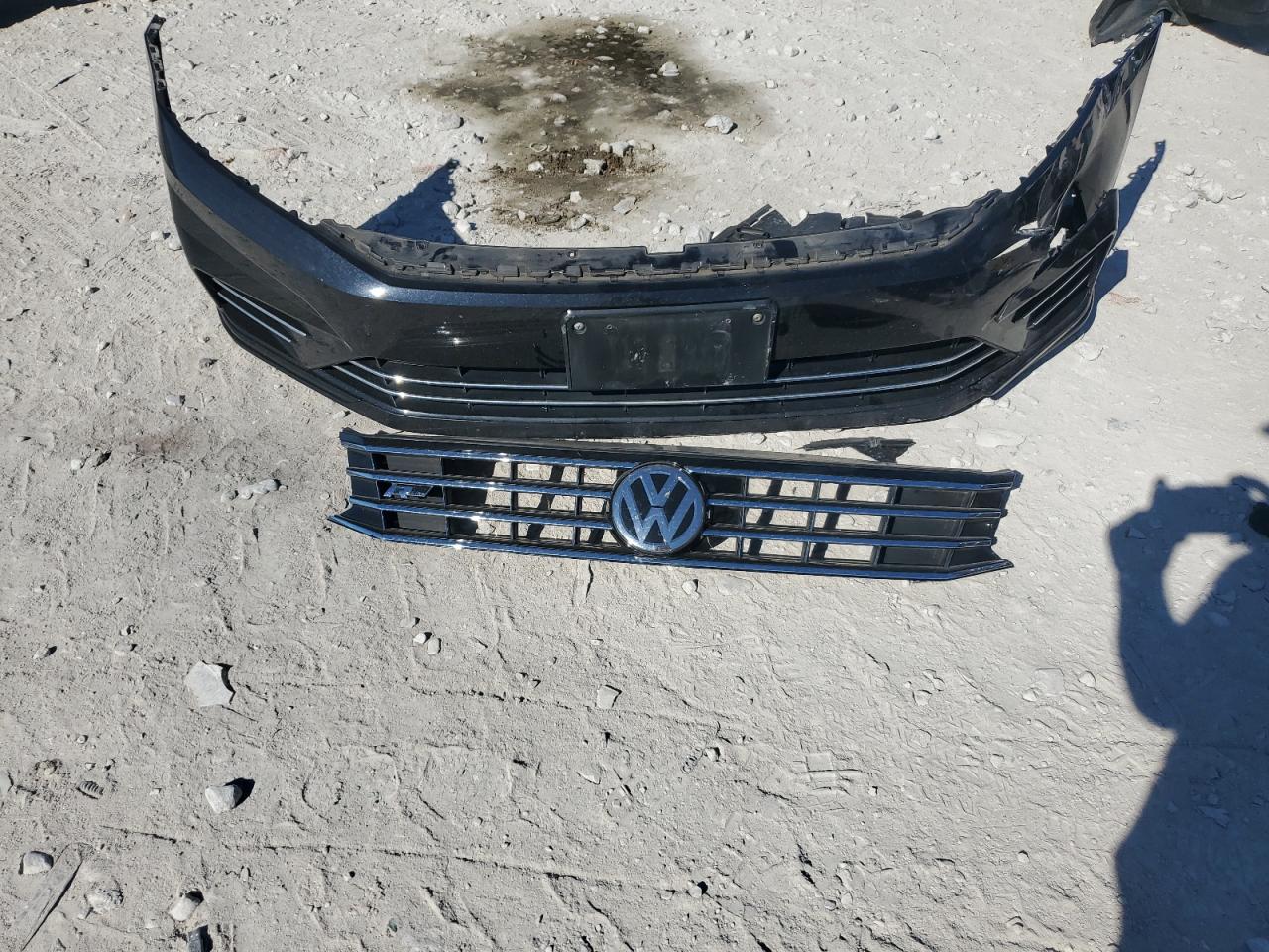 2018 Volkswagen Passat S VIN: 1VWAA7A34JC020672 Lot: 84995645