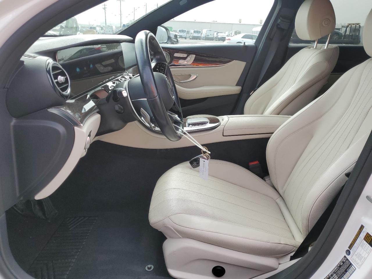 2021 Mercedes-Benz E 350 VIN: W1KZF8DB2MA994818 Lot: 85006375