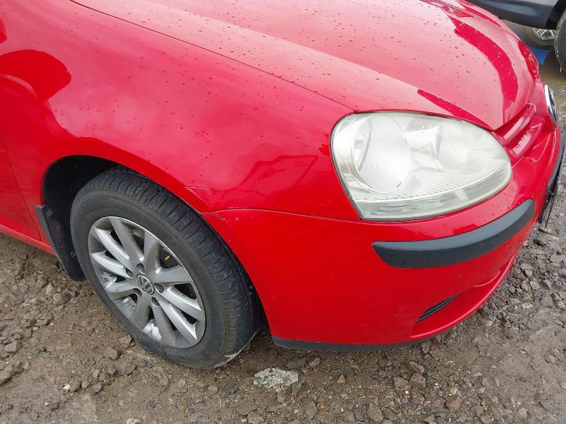2004 VOLKSWAGEN GOLF S SDI 