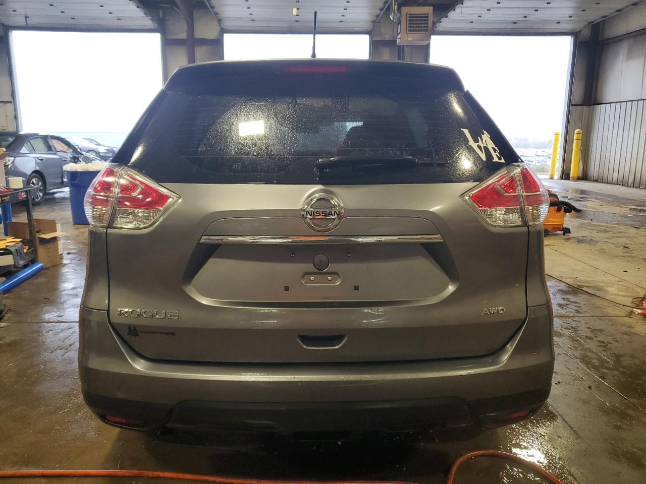 2016 Nissan Rogue S VIN: KNMAT2MV8GP667977 Lot: 86231965