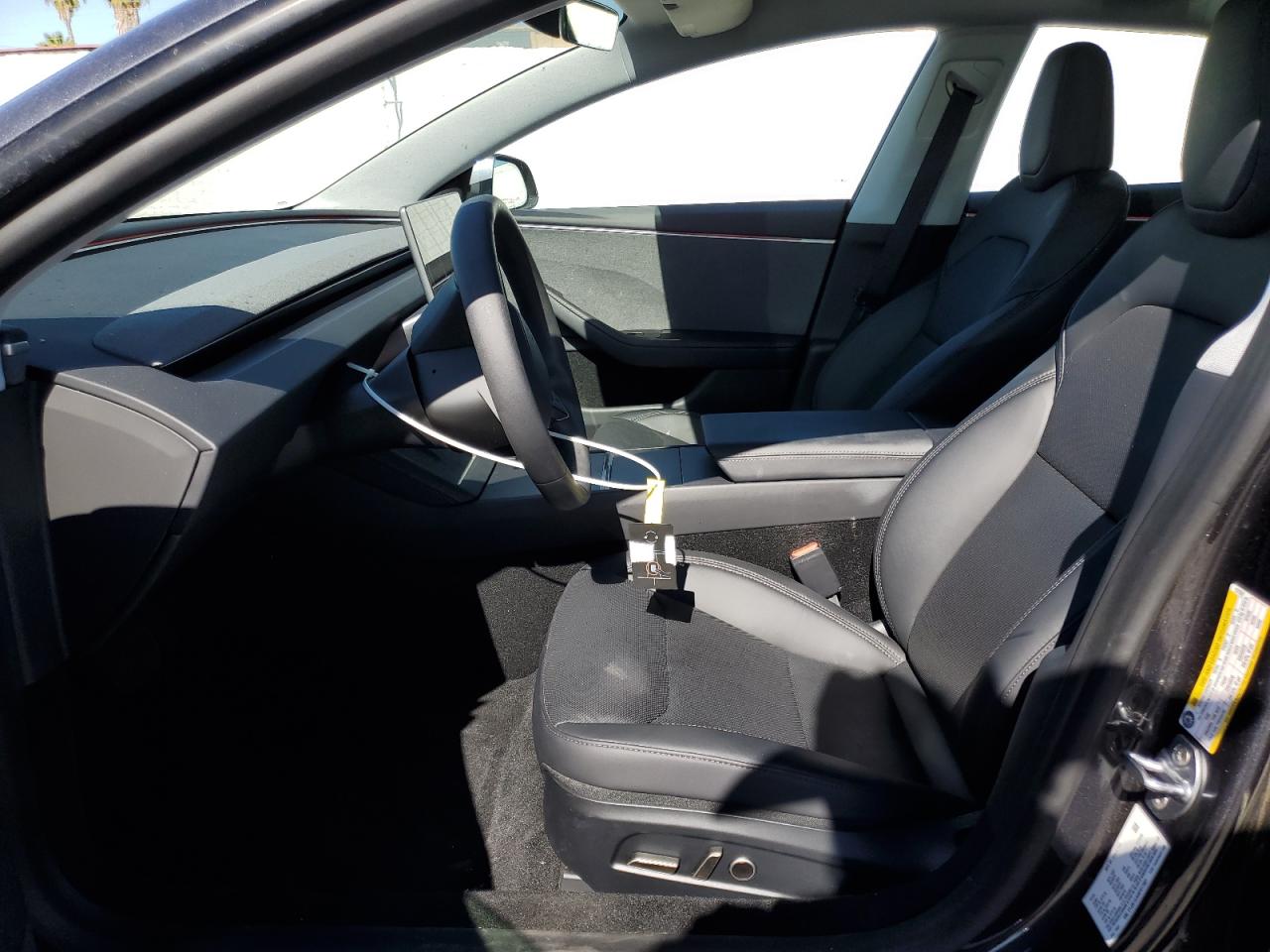 2025 Tesla Model 3 VIN: 5YJ3E1EA5SF917901 Lot: 90730085