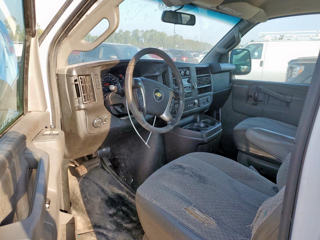 2018 Chevrolet Express G3500 VIN: 1GCZGHFG7J1165402 Lot: 84300385
