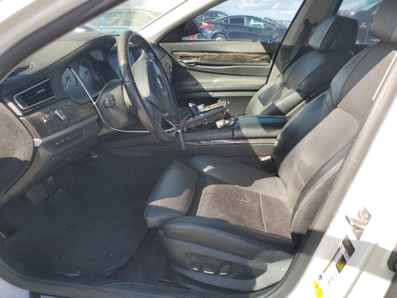 2012 BMW 750 I VIN: WBAKA8C54CCY37622 Lot: 85359735