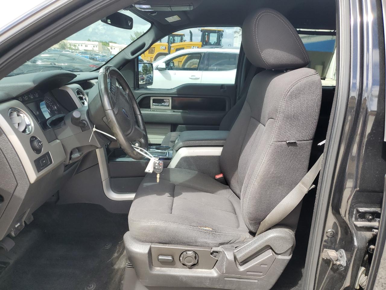 2011 Ford F150 Supercrew VIN: 1FTFW1CF1BKD30350 Lot: 85138115