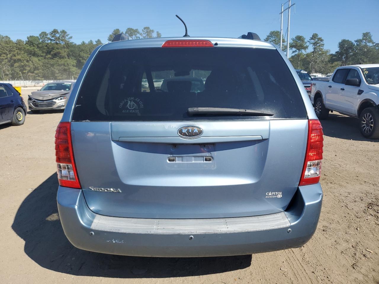 2011 Kia Sedona Lx VIN: KNDMG4C78B6374580 Lot: 86329995