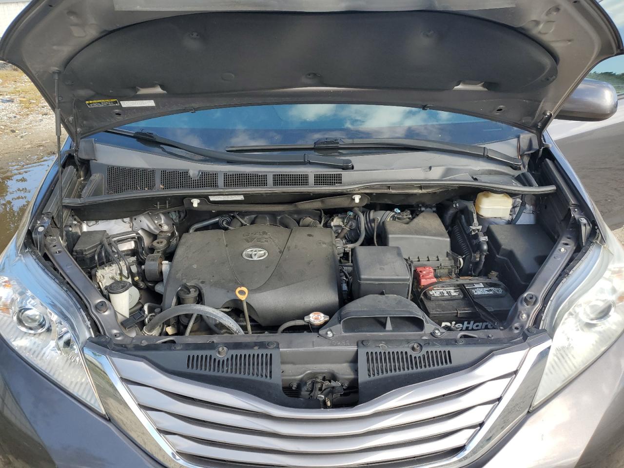 2017 Toyota Sienna Xle VIN: 5TDDZ3DC0HS168369 Lot: 84734265