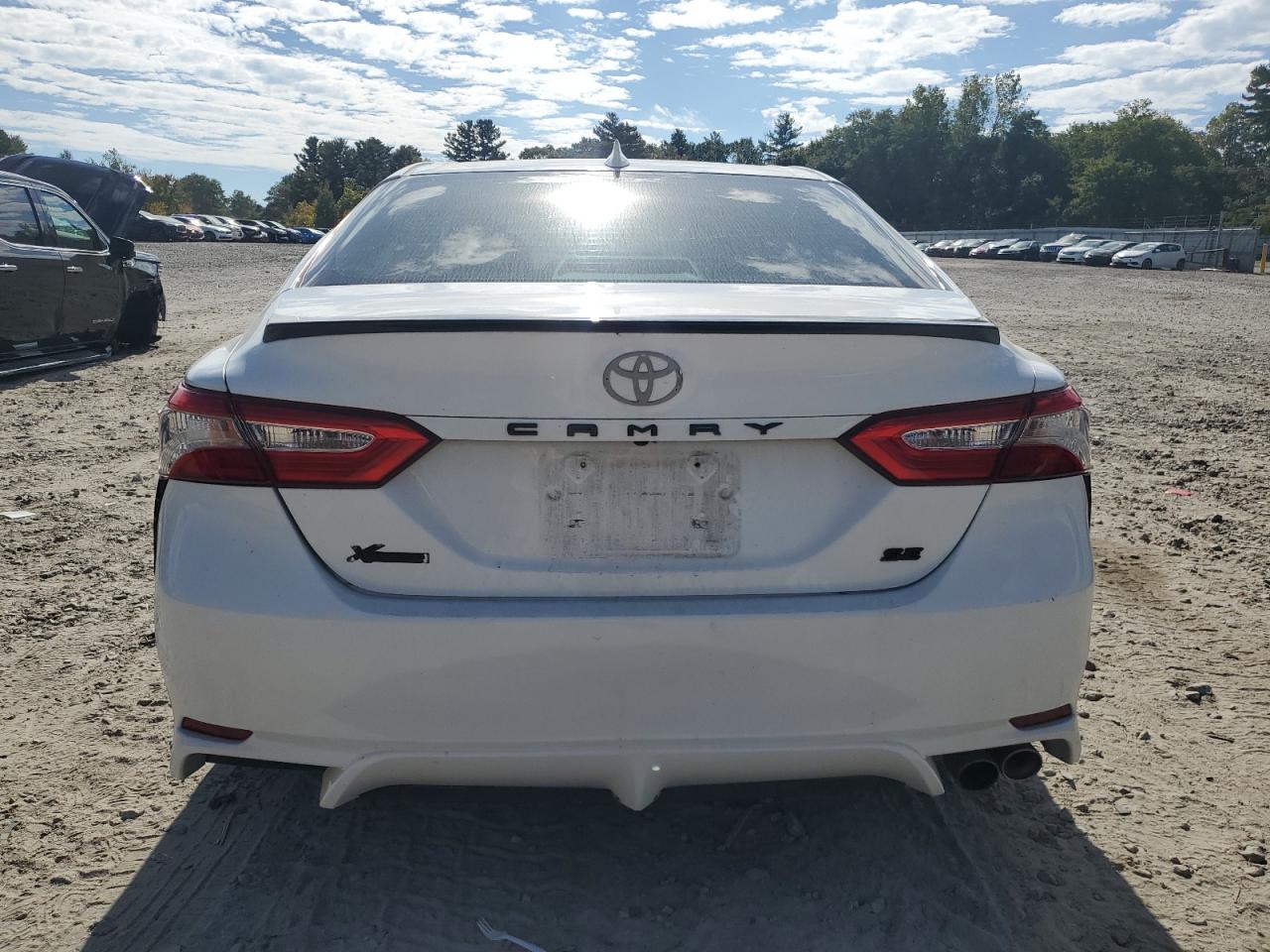 2019 Toyota Camry L VIN: 4T1B11HK7KU786808 Lot: 84890675
