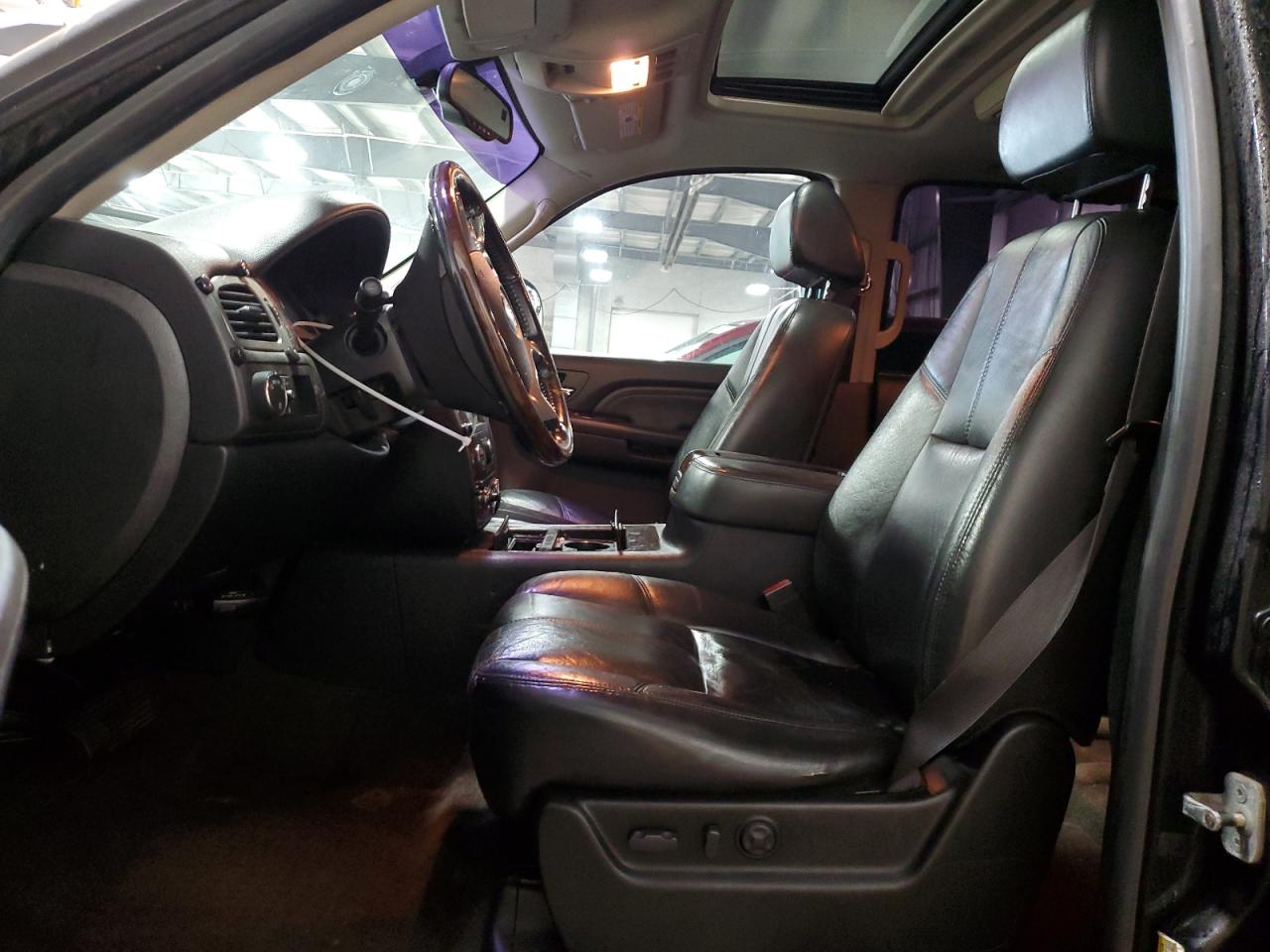 2008 GMC Yukon Xl Denali VIN: 1GKFK668X8J237111 Lot: 89632055