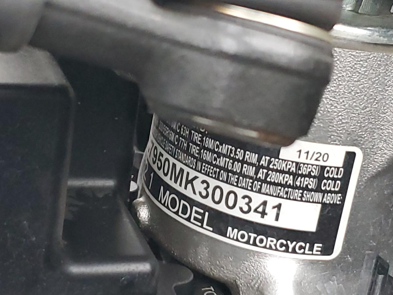 2021 Honda Gl1800 D VIN: JH2SC7950MK300341 Lot: 82465175