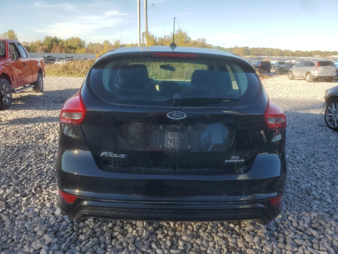 2015 Ford Focus Se VIN: 1FADP3K20FL210091 Lot: 82415395