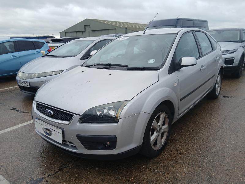 2005 FORD FOCUS 1.6 ZETEC 5DR [CLIMATE PACK] for sale at Copart NEWBURY