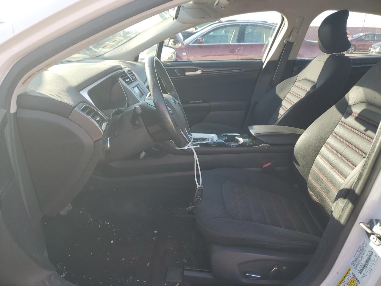 2015 Ford Fusion Se VIN: 1FA6P0HD8F5125150 Lot: 82644925