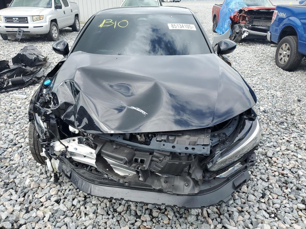 car-image car-image