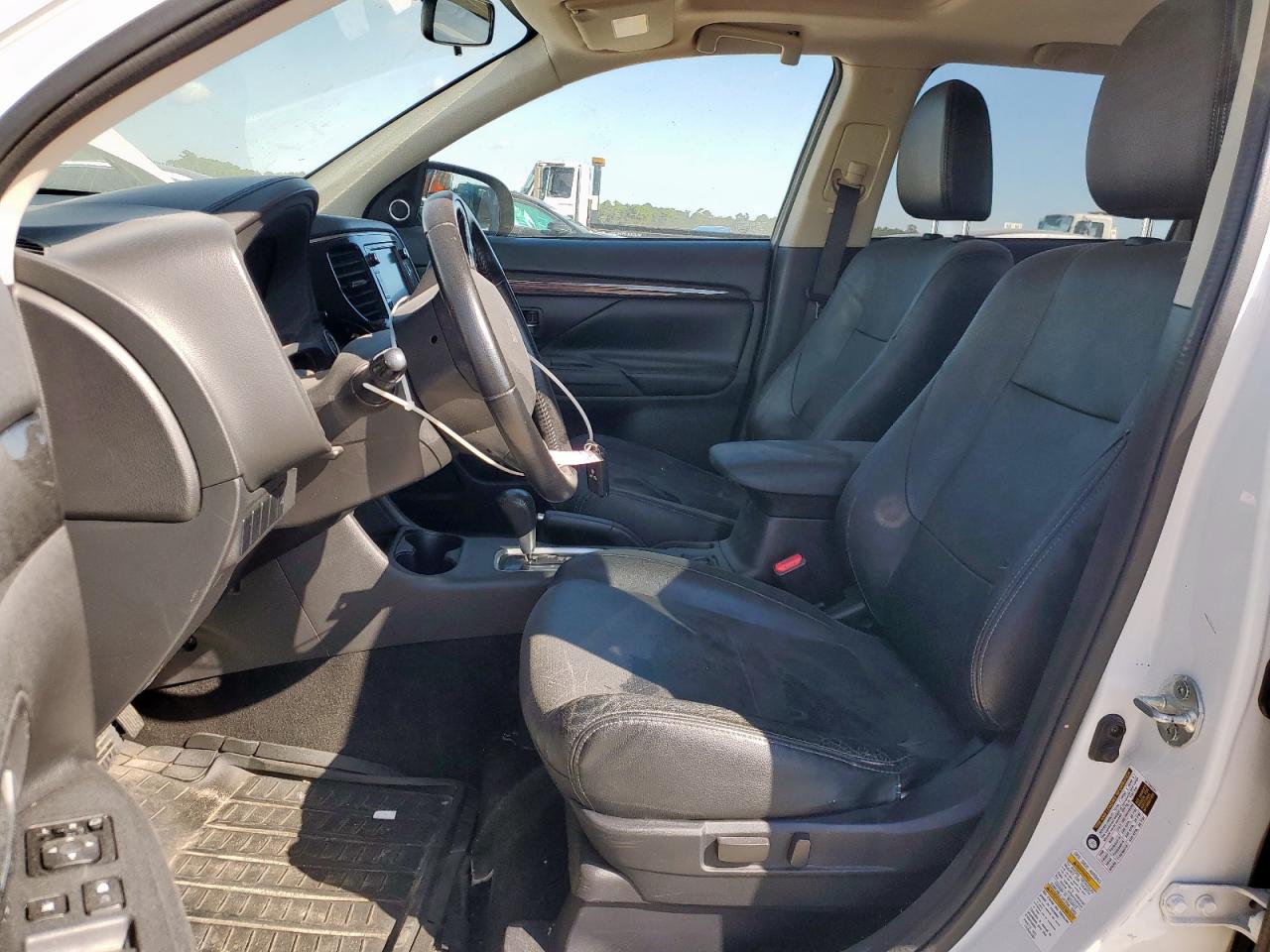 2016 Mitsubishi Outlander Se VIN: JA4AD3A39GZ015647 Lot: 83835055