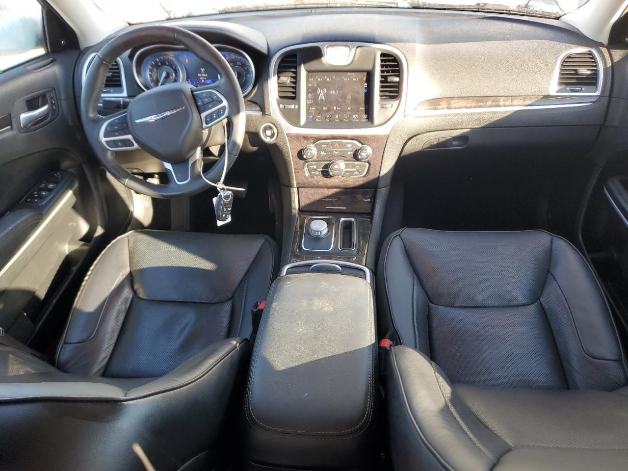 2022 Chrysler 300 Touring L VIN: 2C3CCADG1NH163099 Lot: 90741635