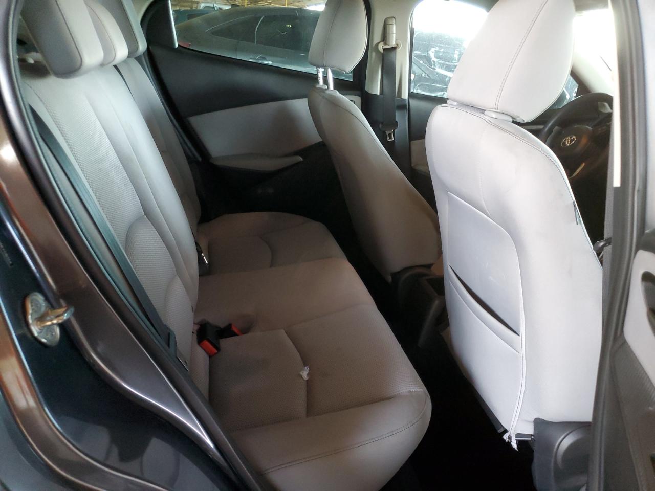 2019 Toyota Yaris L VIN: 3MYDLBYV6KY516054 Lot: 81950365