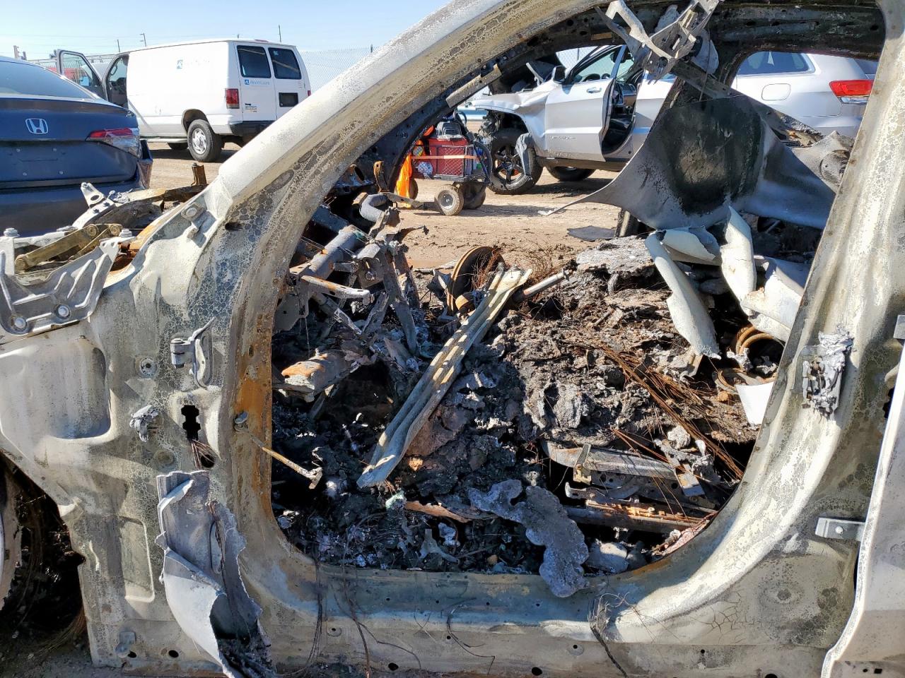 Фото: 5UXUJ3C53KLG52072