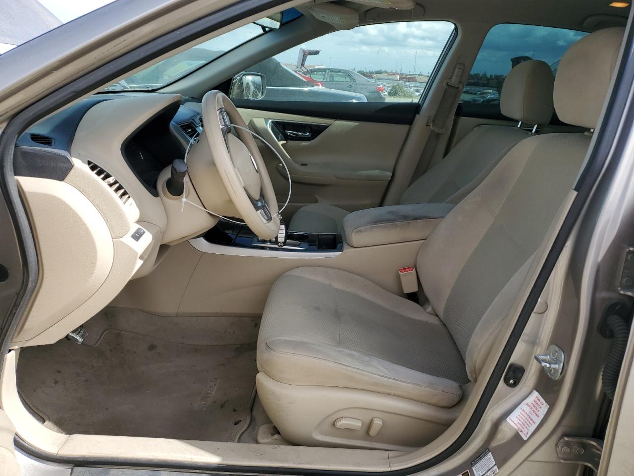 2014 Nissan Altima 2.5 VIN: 1N4AL3AP4EN331110 Lot: 82455855