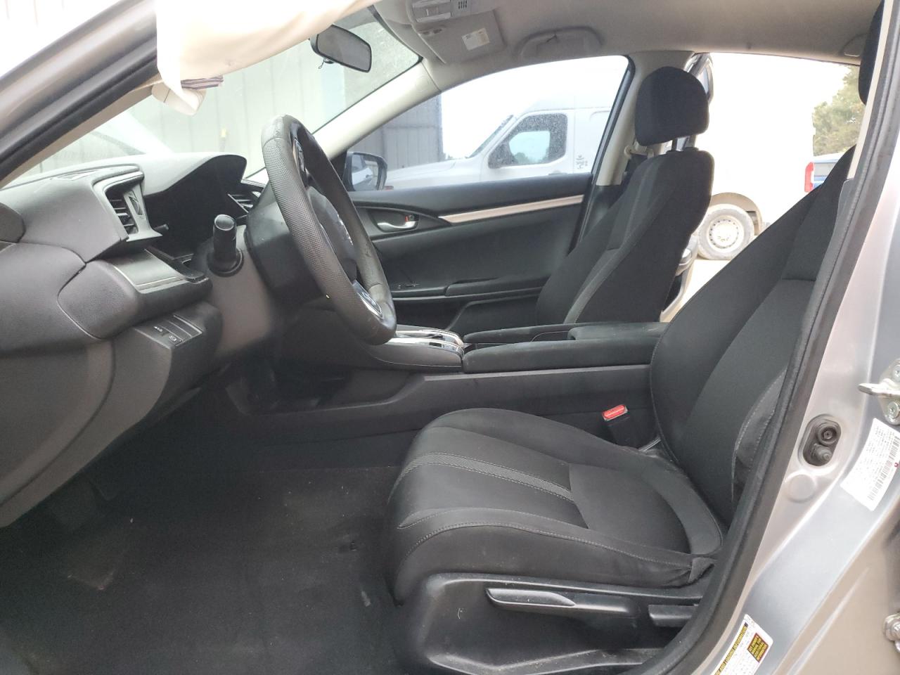 2018 Honda Civic Lx VIN: 19XFC2F56JE006975 Lot: 82777795