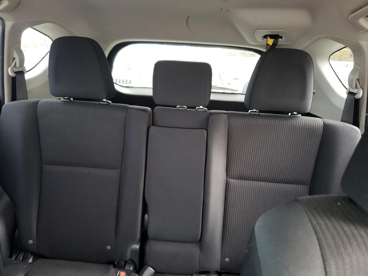 2018 Toyota Rav4 Le VIN: JTMBFREV3JJ230742 Lot: 85838665