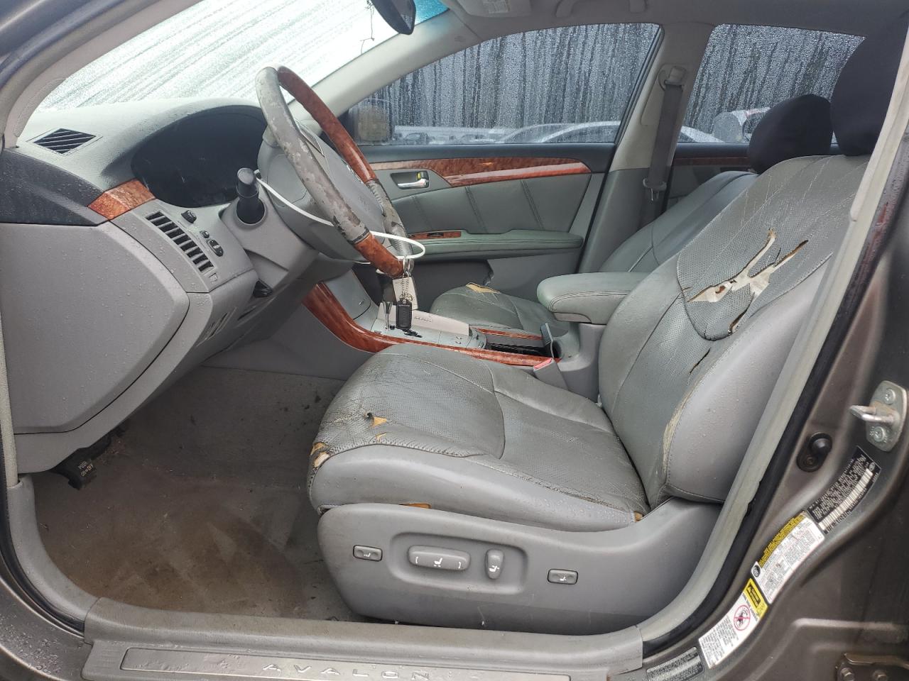 2005 Toyota Avalon Xl VIN: 4T1BK36B25U030237 Lot: 90302385