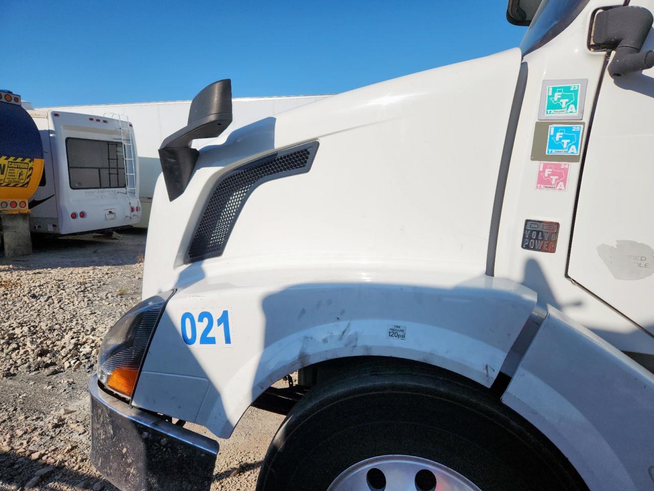 2016 Volvo Vn Vnl VIN: 4V4NC9EH0GN938758 Lot: 81221505