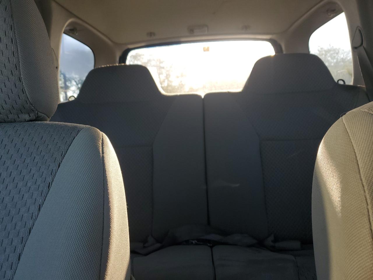 2004 Nissan Xterra Xe VIN: 5N1ED28T74C663313 Lot: 85758395