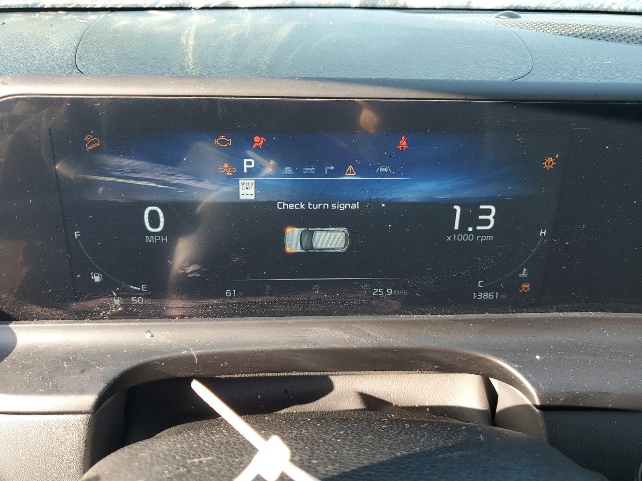 2024 Kia Seltos Sx VIN: KNDETCA7XR7607490 Lot: 86108285