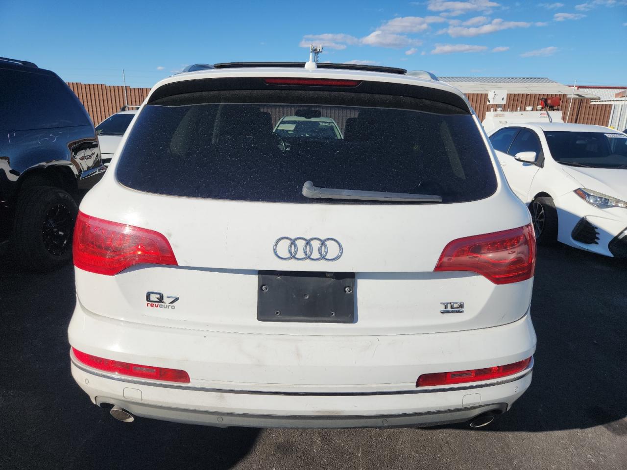 2011 Audi Q7 Premium VIN: WA1CMAFE1BD003702 Lot: 82520395