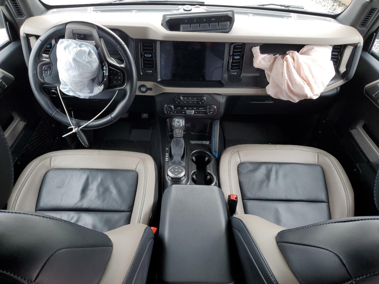 2023 Ford Bronco Base VIN: 1FMEE5DP6PLB01849 Lot: 90427355