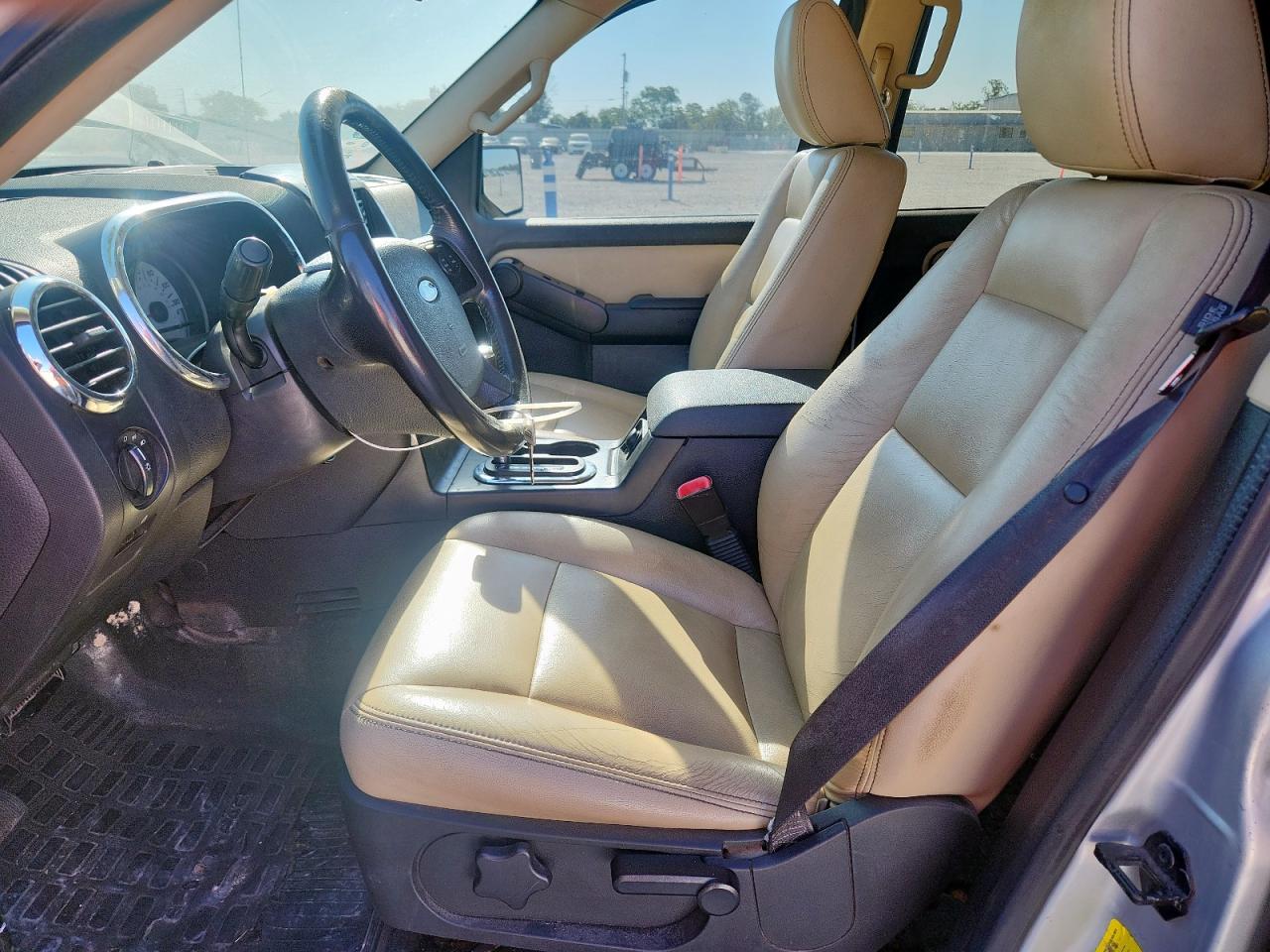 2010 Ford Explorer Sport Trac Xlt VIN: 1FMEU3BE0AUF05868 Lot: 82421235