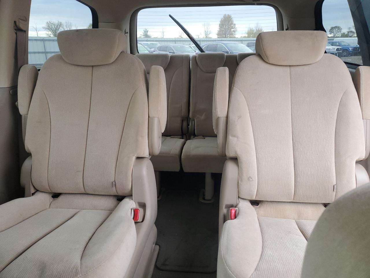 2009 Kia Sedona Ex VIN: KNDMB233196279787 Lot: 82558275