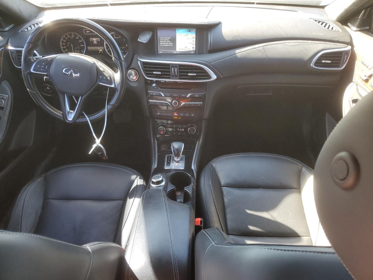 2017 Infiniti Qx30 Base VIN: SJKCH5CR8HA035255 Lot: 90034845