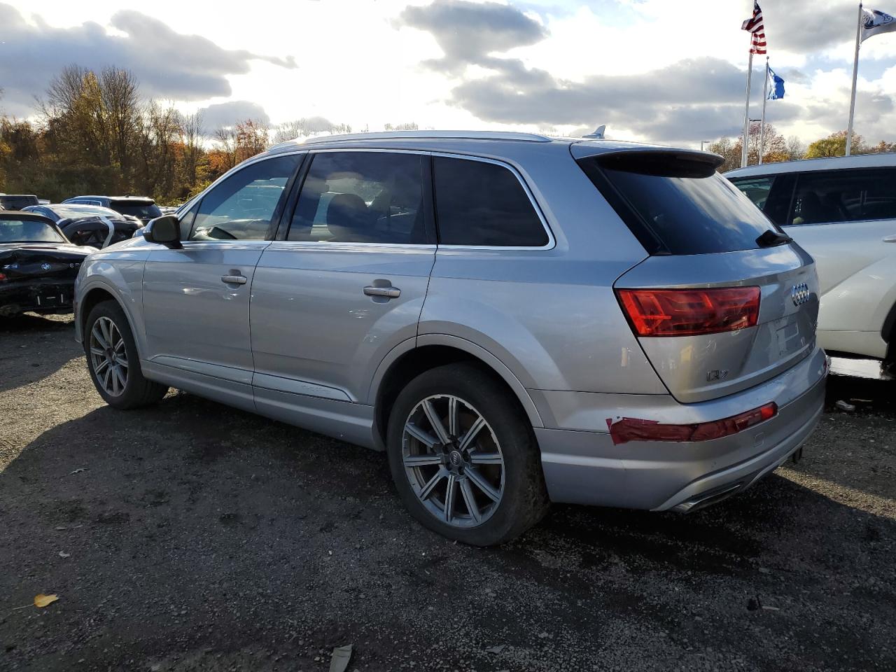 2017 Audi Q7 Premium Plus silver suv gas WA1LAAF76HD009093 photo #3
