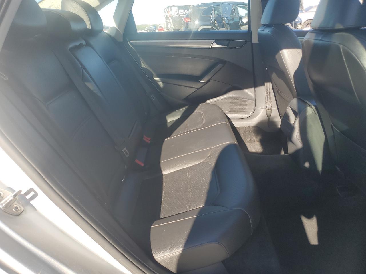 2018 Volkswagen Passat S VIN: 1VWAA7A32JC029063 Lot: 81977285