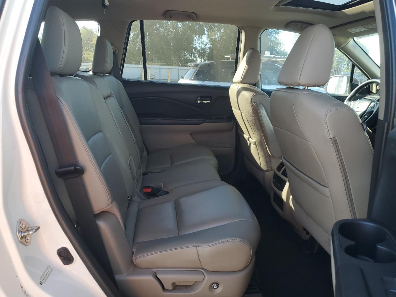 2016 Honda Pilot Exln VIN: 5FNYF5H78GB028110 Lot: 87113915