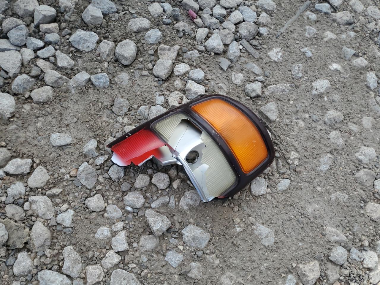 2004 Chevrolet Tahoe C1500 VIN: 1GNEC13Z24R121621 Lot: 82618205