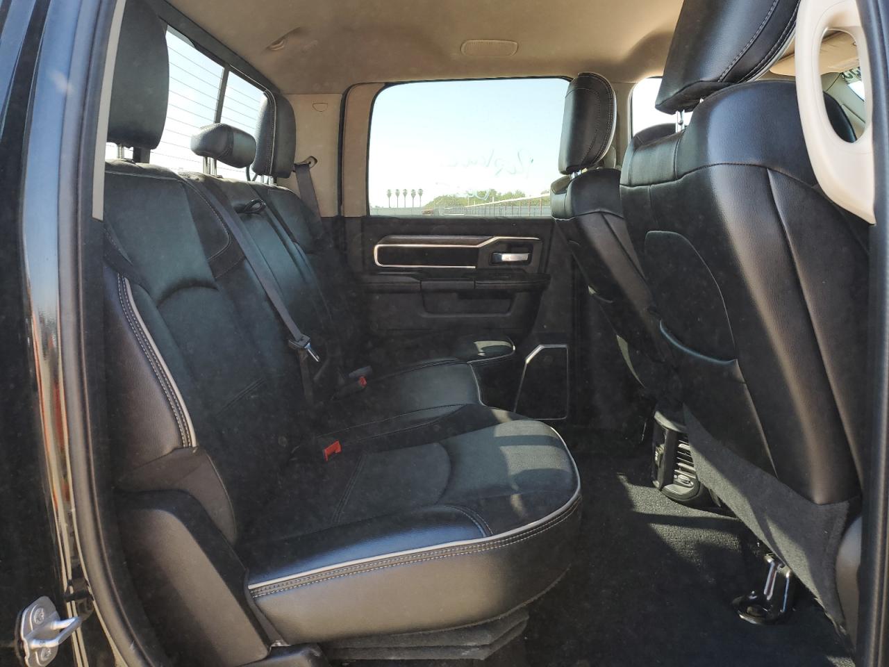 2019 Ram 2500 Laramie VIN: 3C6UR5FL0KG714044 Lot: 90374335