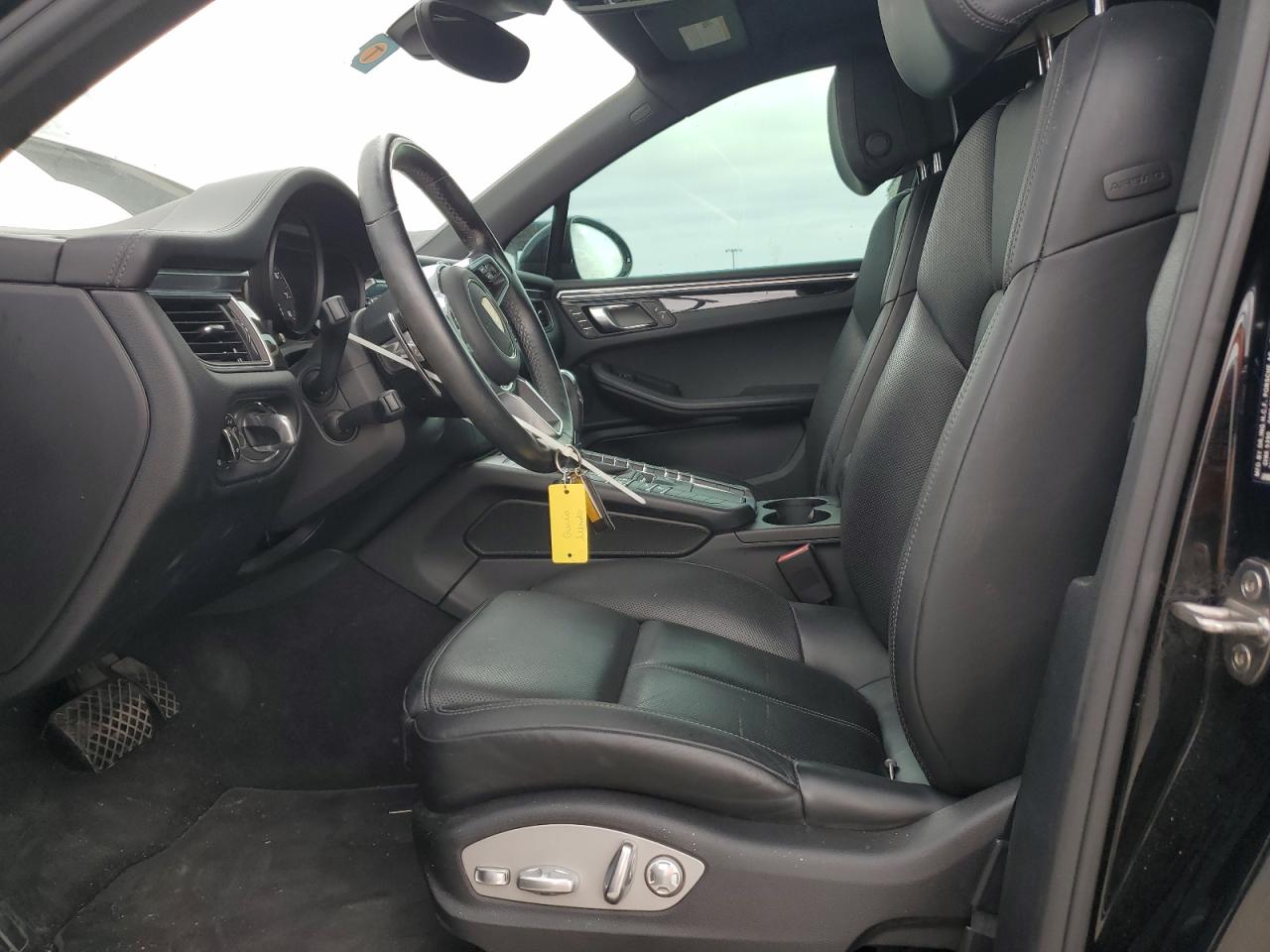 2018 Porsche Macan VIN: WP1AA2A58JLB17573 Lot: 87102495